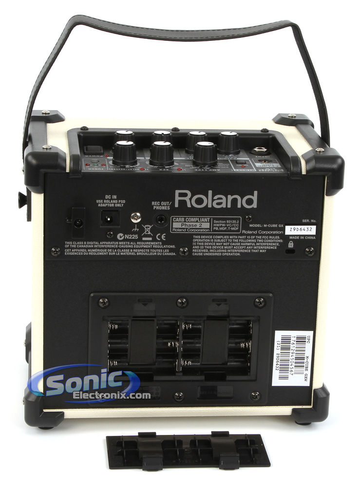 Roland M-CUBE-GXW (White) Image 2