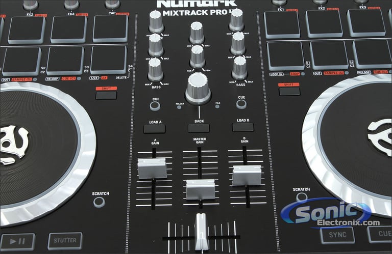 Numark MIXTRACK PRO II + HD205 II Image 4