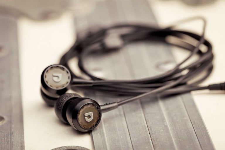 AudioFly AF331001 (SlyCat Black) Image 2