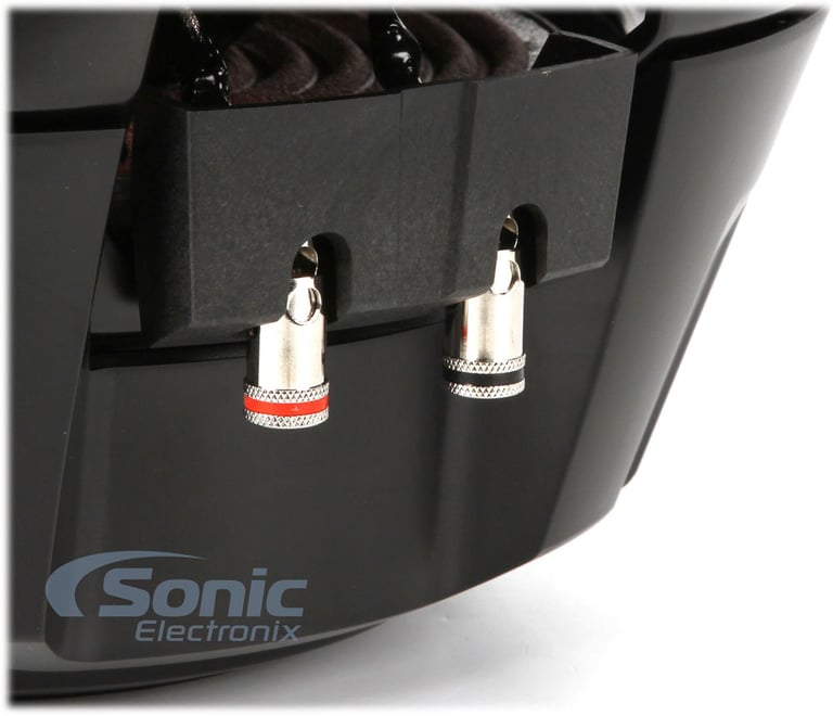 1800W Kenwood + Crunch Bass Package Image 11