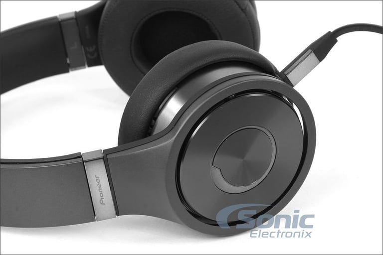 Pioneer Superior Club Sound Headphone SE-MX9-K (Black) Image 6