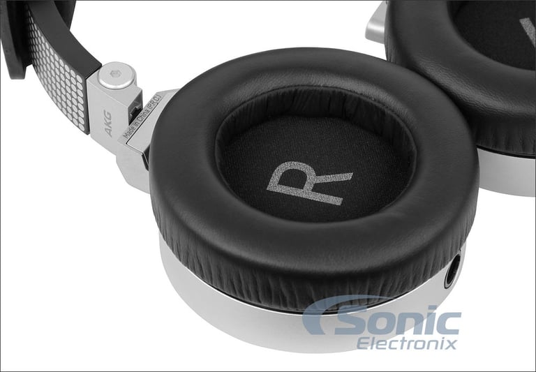 AKG K267 TIESTO Image 9