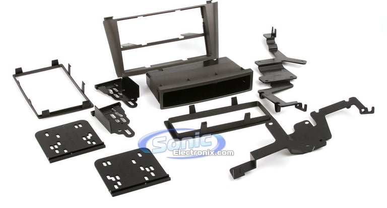 Metra 99-7609G Dash Kit Image 1