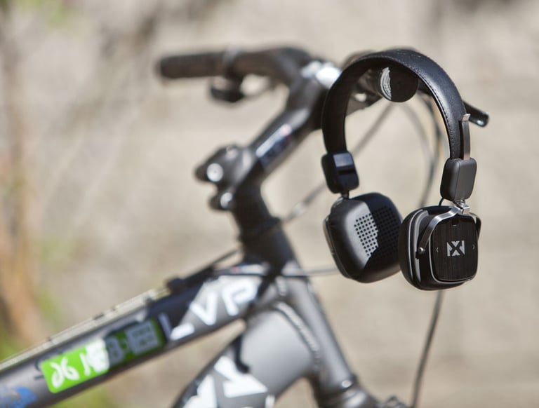 NVX XBTL6 Bluetooth Headphones open box Image 11