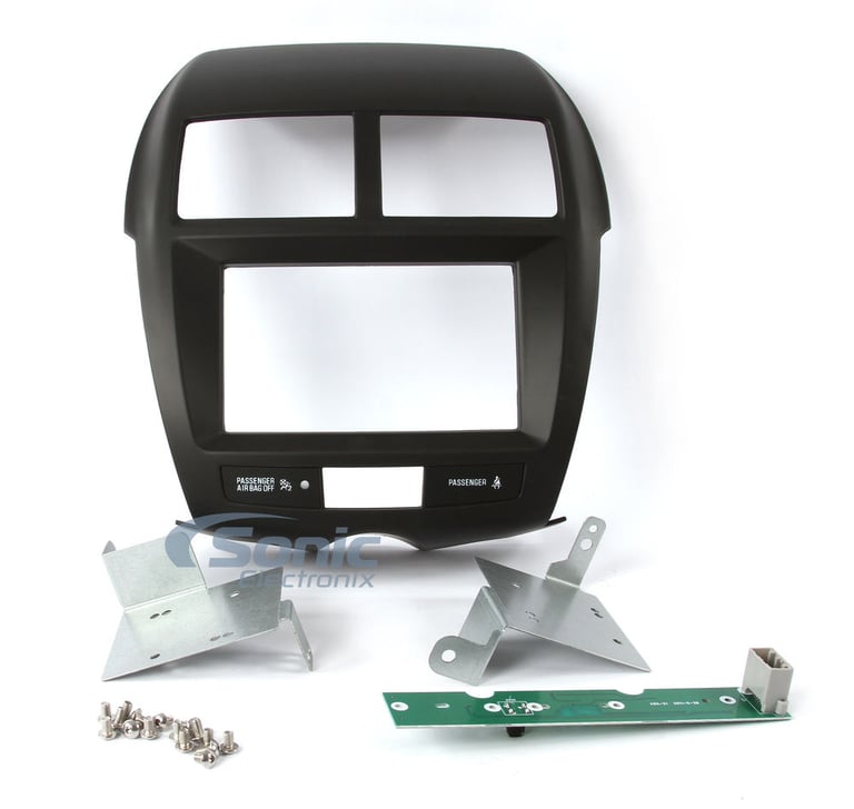 Scosche MI3022B Dash Kit Image 1