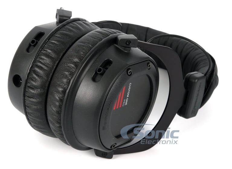 Beyerdynamic Custom One Pro Plus Headphones (Black) Image 5