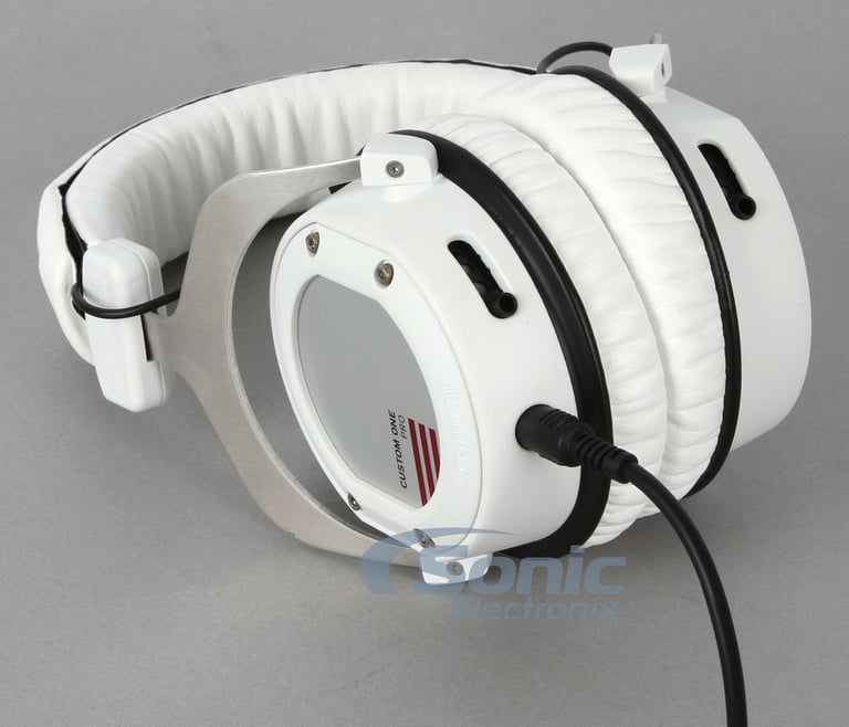 Beyerdynamic Custom One Pro Plus Headphones (White) Image 5