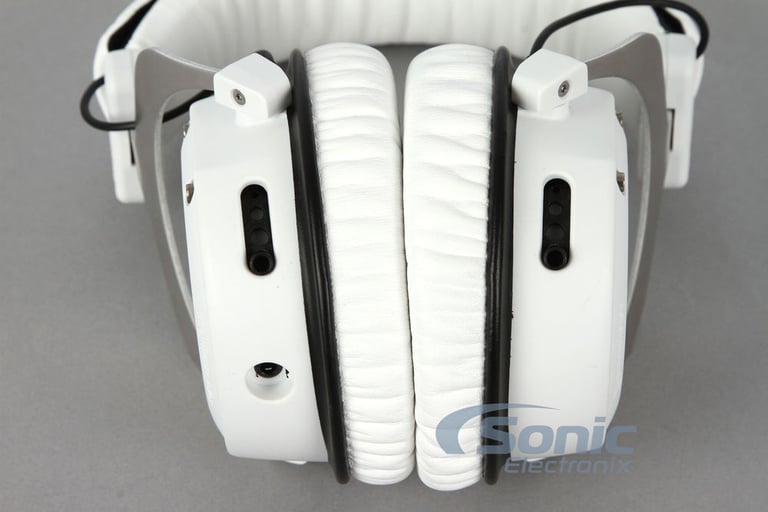 Beyerdynamic Custom One Pro Plus Headphones (White) Image 10