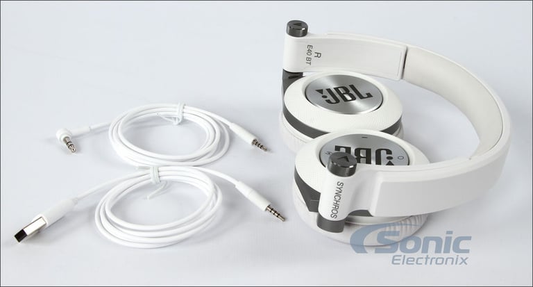 JBL Synchros E40BT - White (E40BTWHT) Image 9