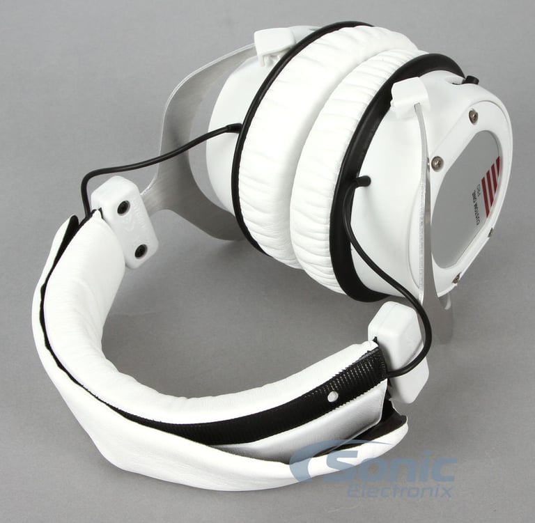 Beyerdynamic Custom One Pro Plus Headphones (White) + Sonic Electronix Bonus Pack 3 Image 9
