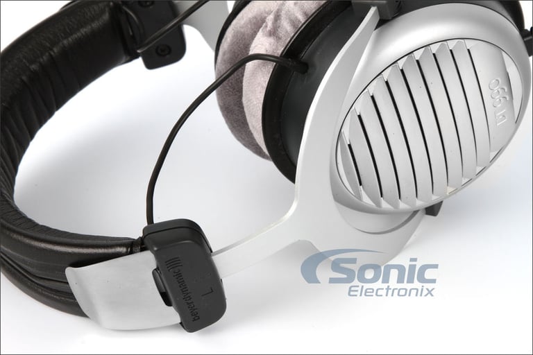 Beyerdynamic DT 990 Premium 32 Ohms + Sonic Electronix Bonus Pack 3 Image 6