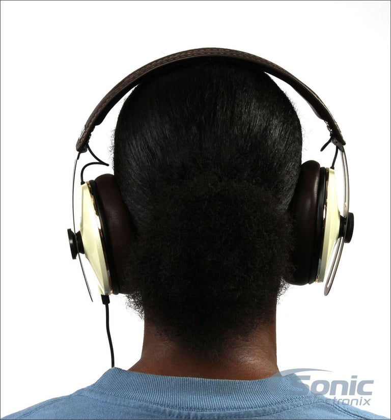 Sennheiser Momentum 2.0 Over-Ear Headphones M2 AEI - Ivory Image 14