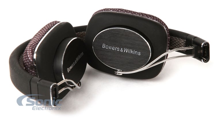 Bowers & Wilkins P3 Black Refurbished (Black) Image 6