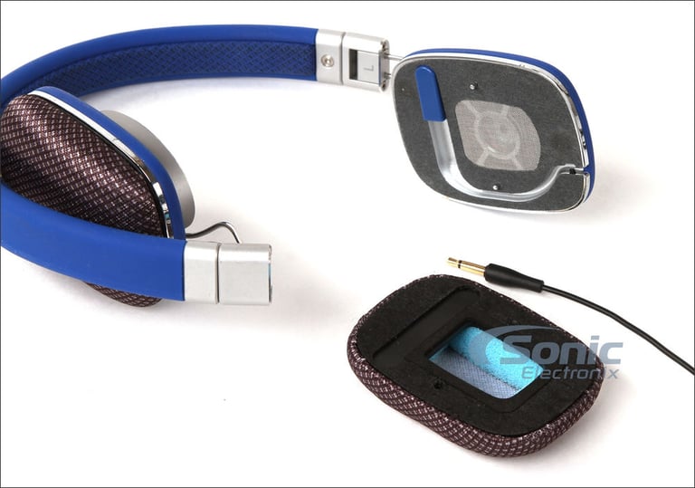 Bowers & Wilkins P3 Blue Refurbished Image 7