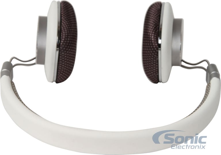 Bowers & Wilkins P3 White Refurbished Image 5