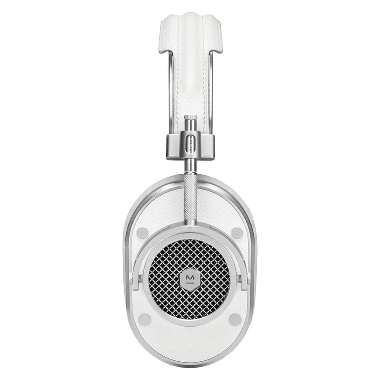 Master & Dynamic MW40 (White) + NuForce Icon UDAC-3 (Black) Image 7