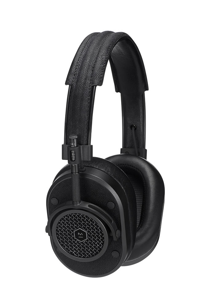 Master & Dynamic MH40 B1 (Black/Black) + NuForce Icon uDAC-3 (Black) Image 2