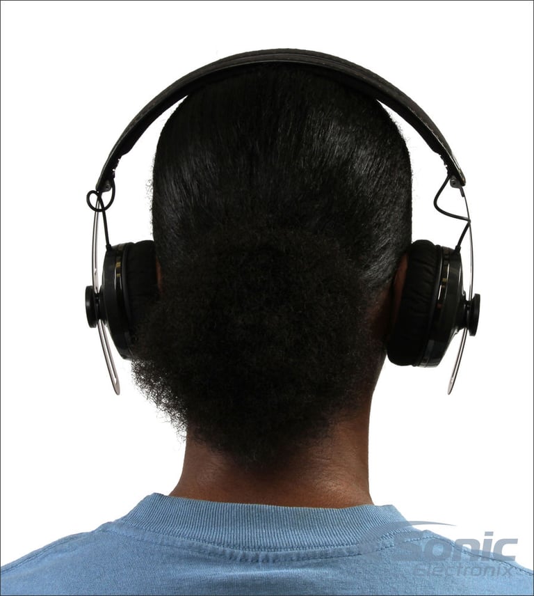 Sennheiser Momentum 2.0 (M2 OEI - Black) + Sonic Electronix Bonus Pack 2 Image 17