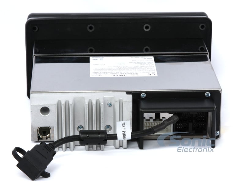 Clarion M606 Image 2