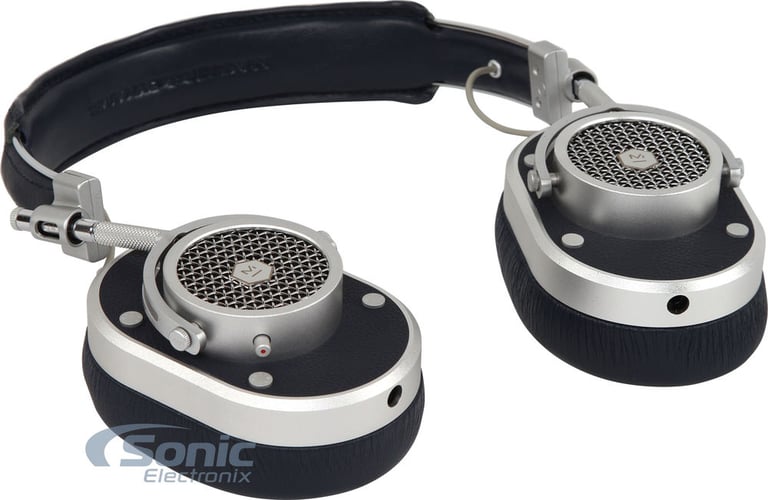 Master & Dynamic MH40  (Navy/Silver) Image 4