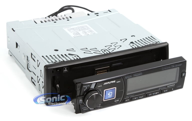 Alpine CDE-HD149BT + SiriusXM Tuner Image 3