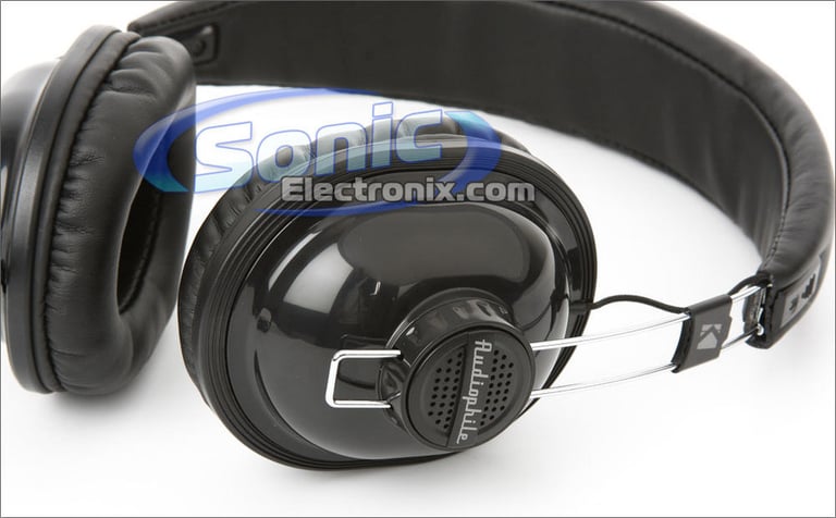 Kicker HP1973 Classic Style Headphones Image 3