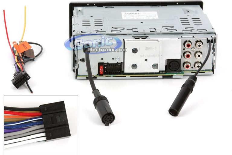 Kenwood Marine KMR-440U Image 3