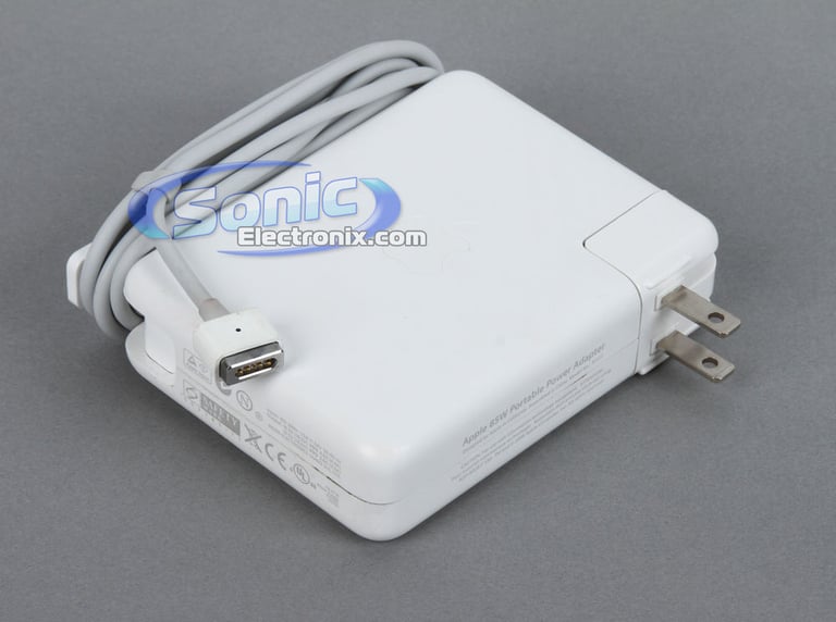 Apple MacBook Pro MB133LL/A R/B Image 13