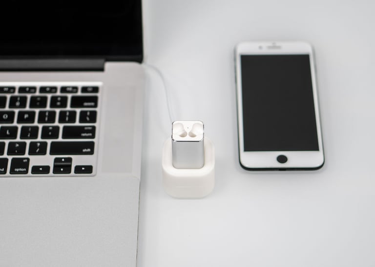 XRGO ChargePod Wireless AirPods Car and Desktop Charging Case Replacement Image 3