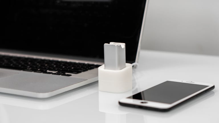 XRGO ChargePod Wireless AirPods Car and Desktop Charging Case Replacement Image 5