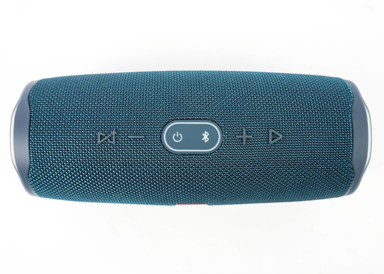 JBL CHARGE 4 BLUE Image 3