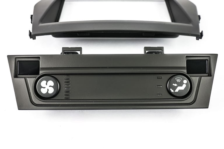Metra 99-7385B Dash Kit Image 2