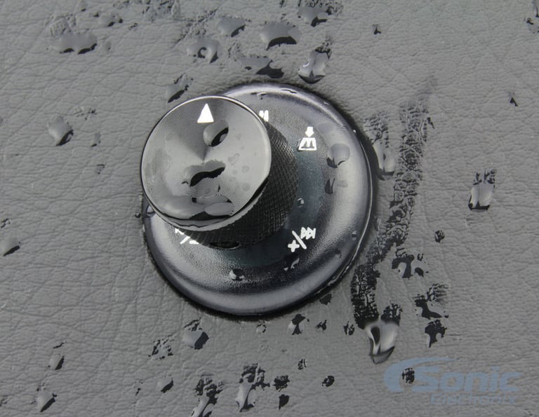 JL Audio Monoblock Marine Amplifier with Bluetooth Receiver and Control Knob (MX300/1 XUBT3) Image 12