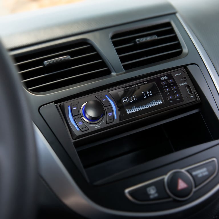 Boss 612UA Digital Media Car Stereo Image 5
