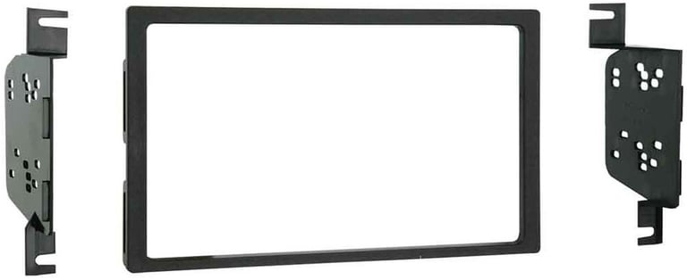 Metra 95-7332 Dash Kit Image 1