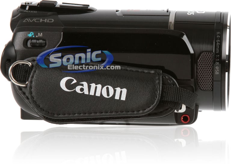 Canon VIXIA HF S200 Image 7