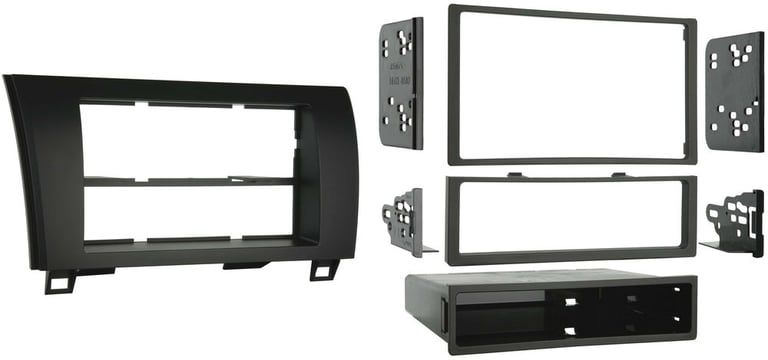 Metra 99-8220 Dash Kit Image 1