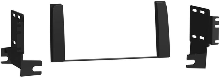 Metra 95-8210 Dash Kit Image 1