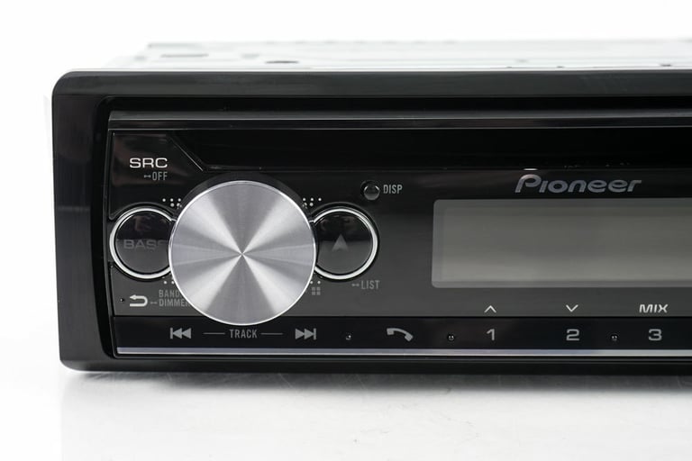Pioneer DEH-S6100BS Bundle #74 for select Toyota Solara Vehicles Image 5