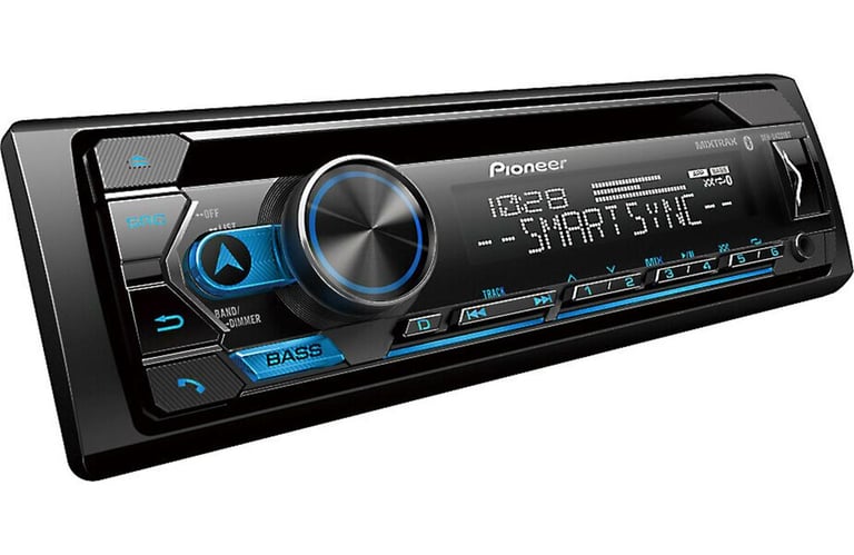 Pioneer DEH-S4220BT with Belva Backup Camera Image 3
