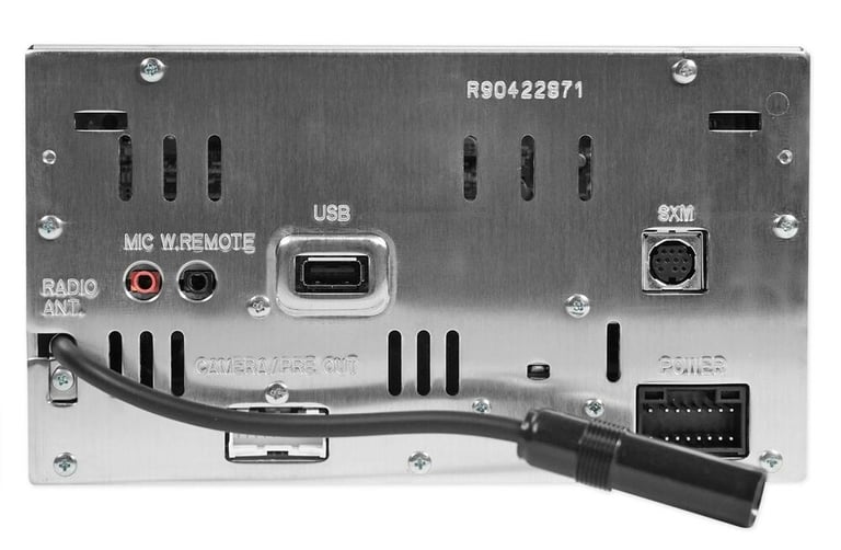 Alpine iLX-W650 + KTA-200M + W12S4 Package Image 9
