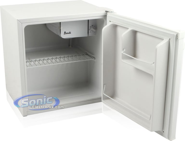 Avanti RM1700W1 (White) Image 2