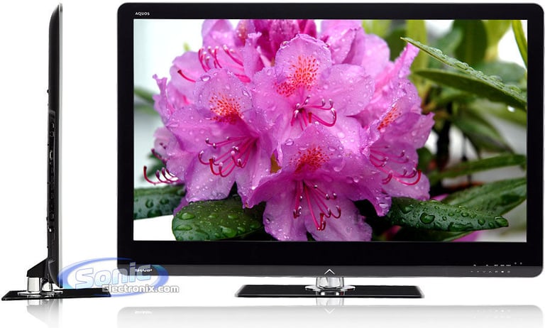 SHARP LC-60LE920UN Image 1