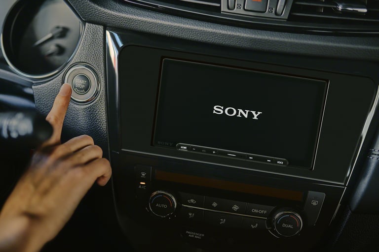 Sony XAV-AX6000 (Like New - Open Box) Image 17