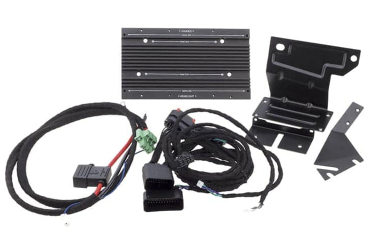 Precision Power MAA4.400 with Amp Bracket and Wiring Kit Image 4