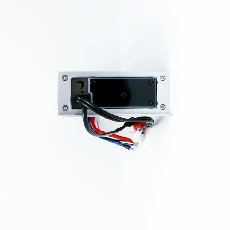Diamond Audio DXM1200.1D with NVX 4 Gauge Amp Kit Image 5