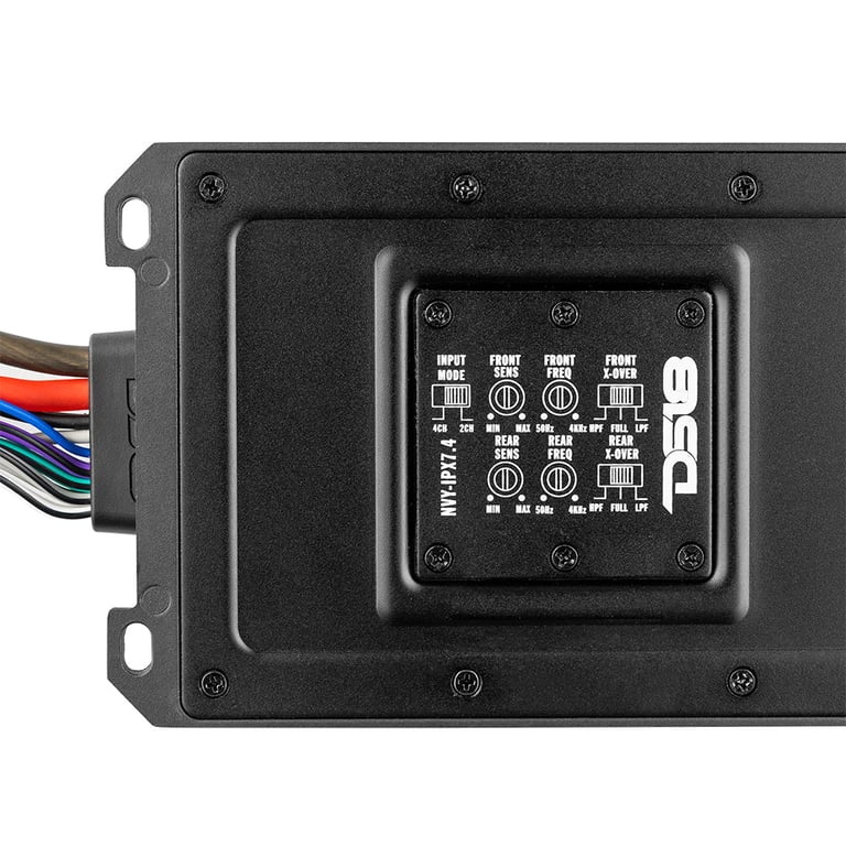 DS18 NVY-IPX7.4 with NVX 8 Gauge Amp Kit Image 5