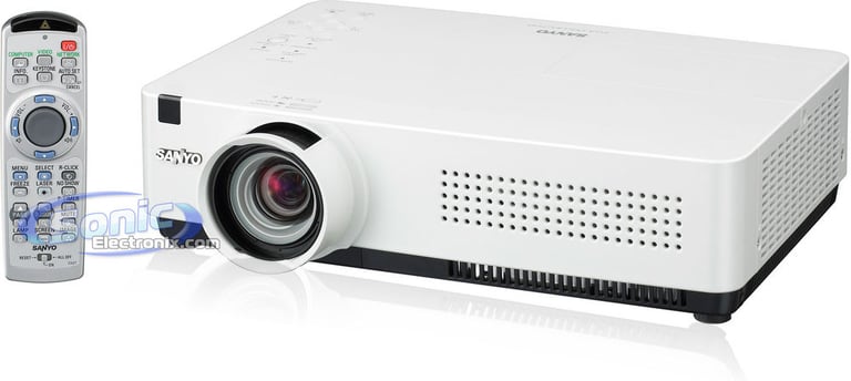Sanyo PLC-XU305 (White) Image 1