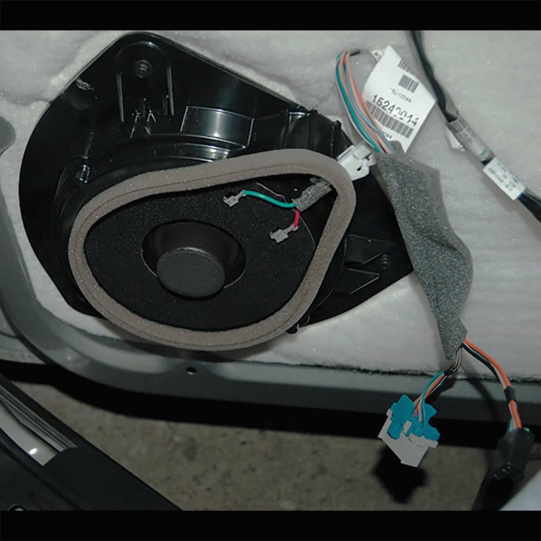 Alpine E Series Front Door Speaker Replacement Package Image 12