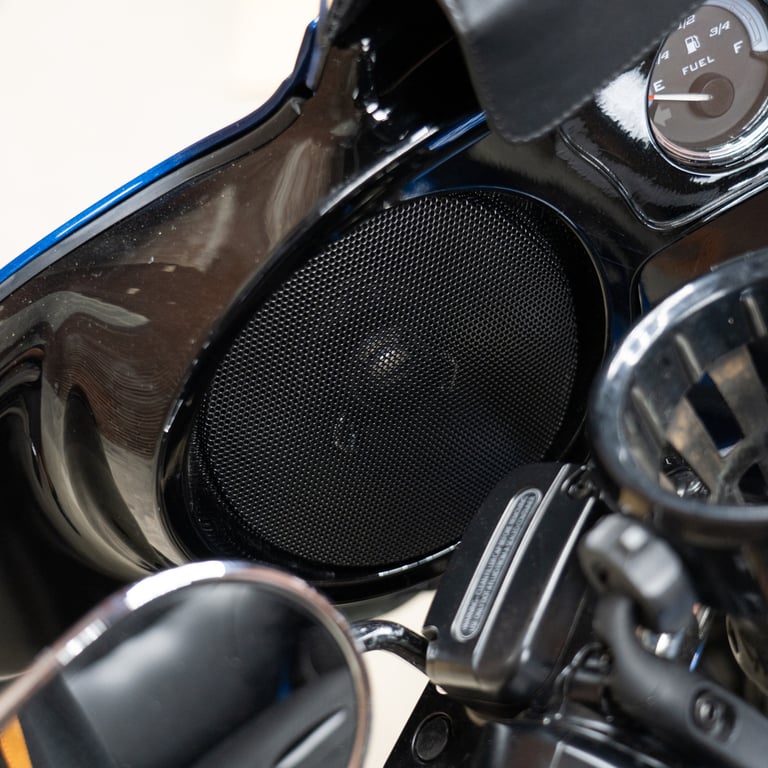 Soundstream Reserve WHD14+ with NVX XFHD6F Faring and Rear XFHD6R Speakers Image 14